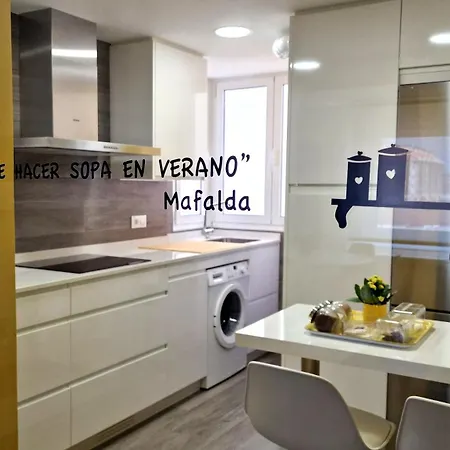 Soleado A Un Paseo De La Catedral Apartman *